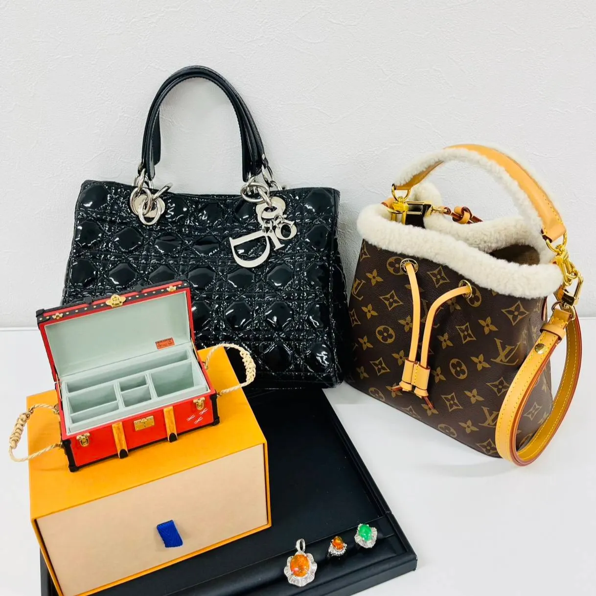 素敵なお品物をたくさんお買い取りさせていただきました👏