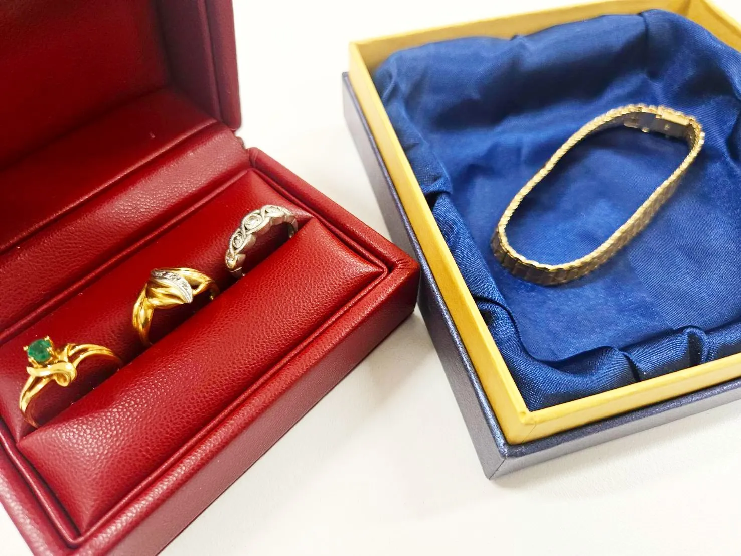 こちらのK18やプラチナの素敵なリングとブレスレットをお買い取りさせていただきました💍✨